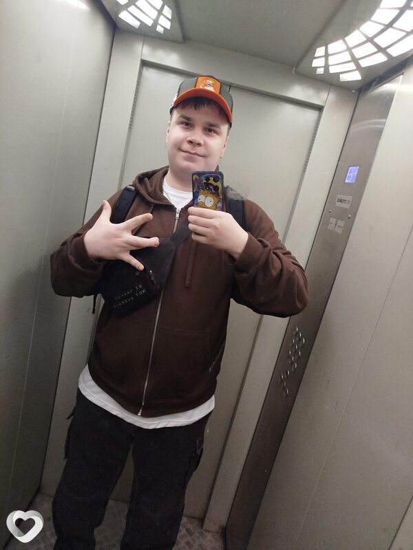 Владимир, 25, Москве — анкета №2570127