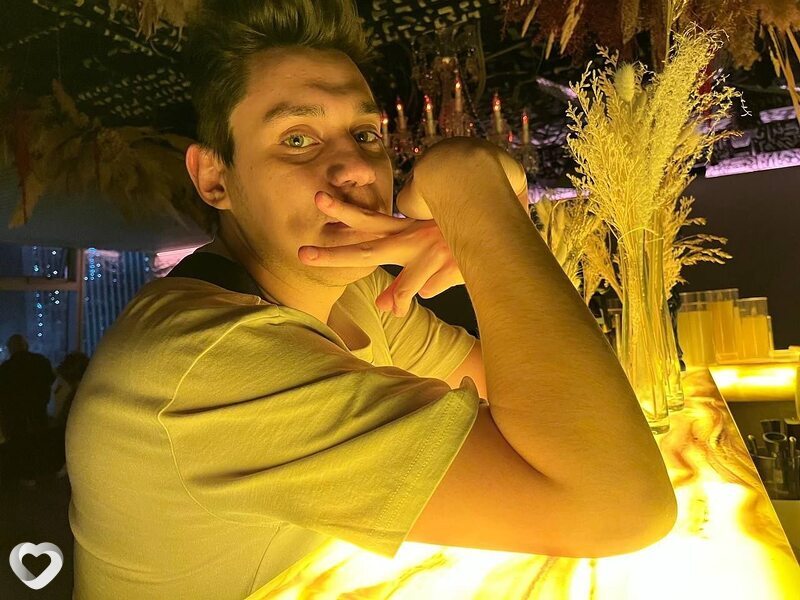 Глеб, 24, Сургуте — анкета №2570555
