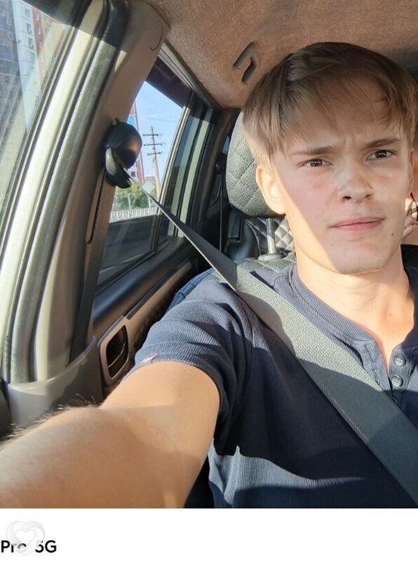 Константин, 21, Оренбурге — анкета №2571063
