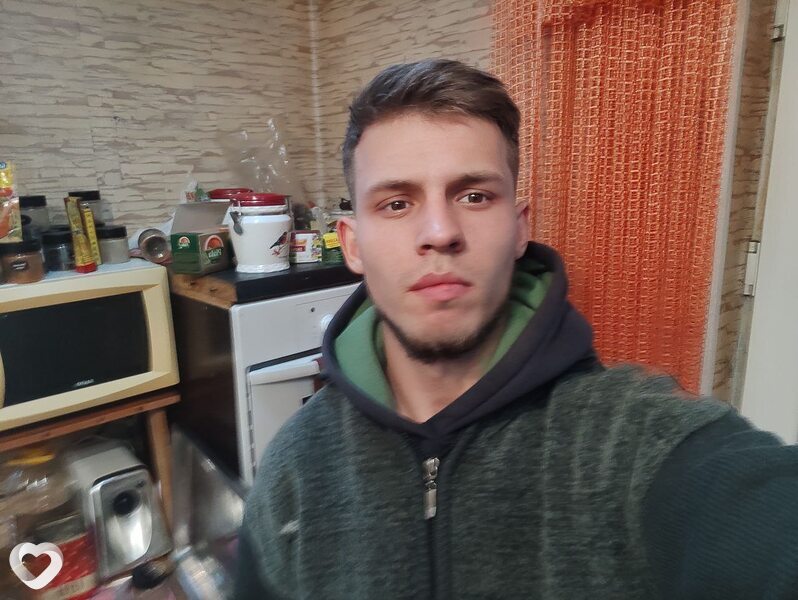 Влад, 24, Алматы — анкета №2571783