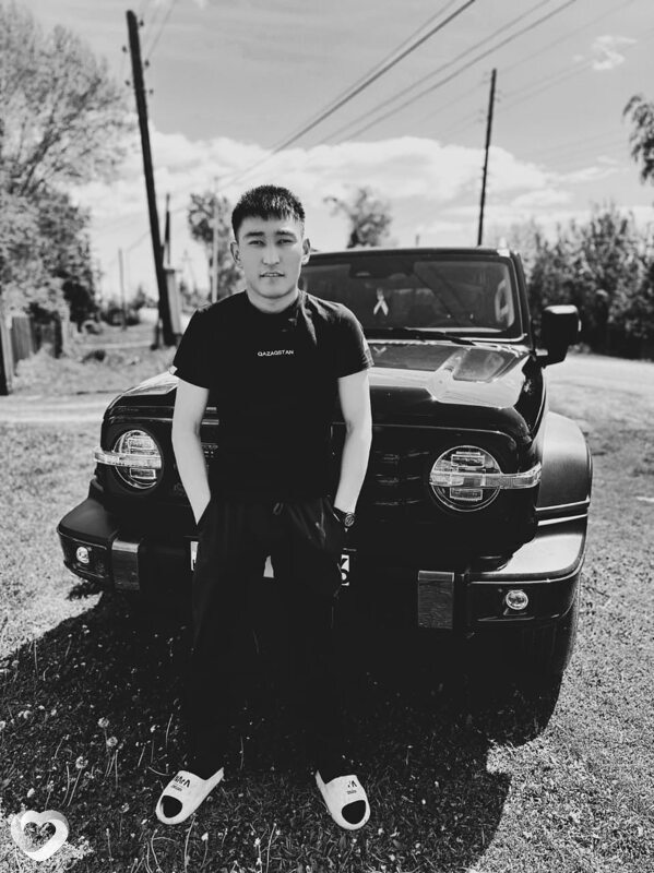 Ермек, 25, Усть-Каменогорск — анкета №2572111