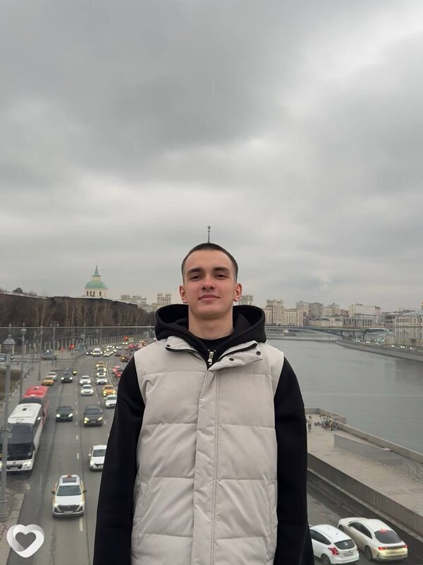 Владимир, 20, Москве — анкета №2572494