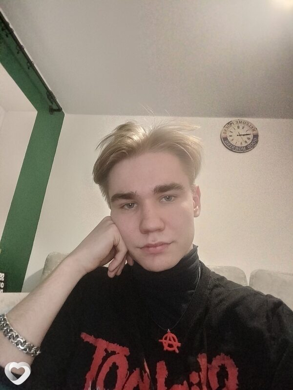 Даниил, 23, Москве — анкета №2572408
