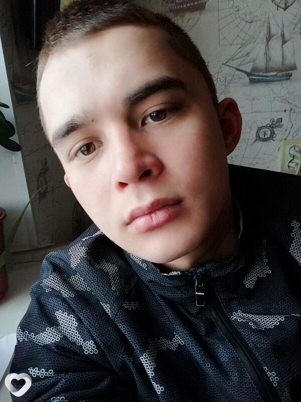 Дмитрий, 28, Выксе — анкета №2572660