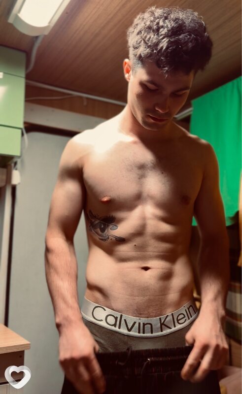 Александр, 23, Москве — анкета №2572891