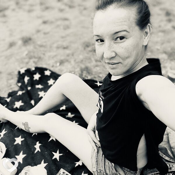 Эленка, 35, Ангарске — анкета №2684895