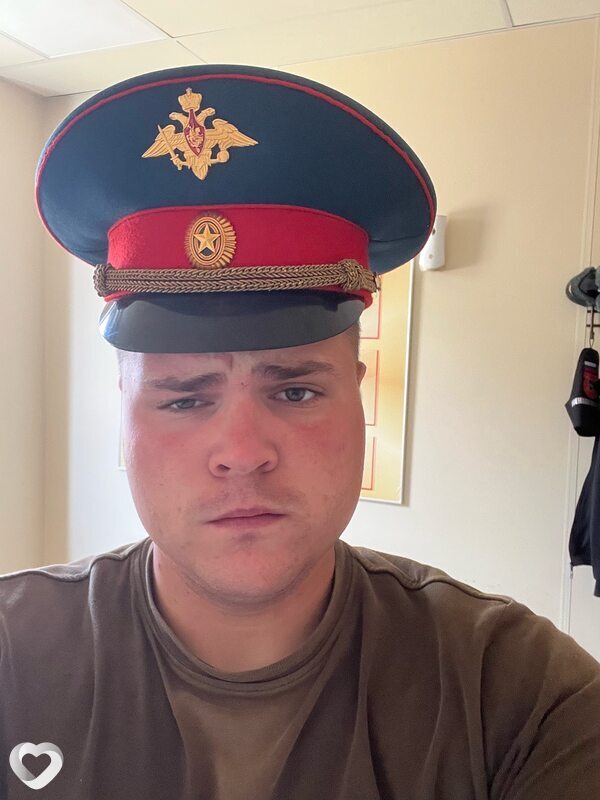 Ваня, 21, Ростове-на-Дону — анкета №2573480