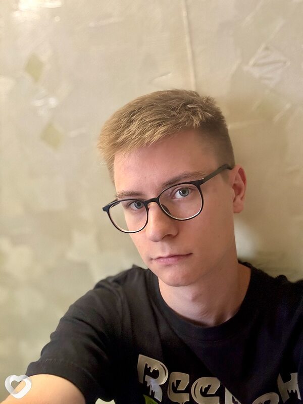 Фёдор, 21, Москве — анкета №2574459