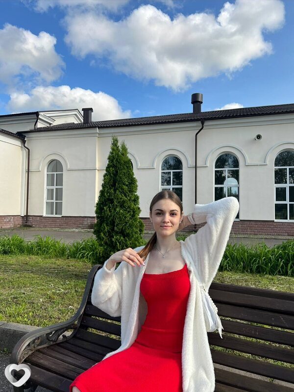 Alina, 19, Санкт-Петербурге — анкета №2574540