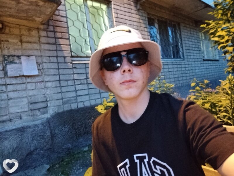 Владимир, 22, Перми — анкета №2574503