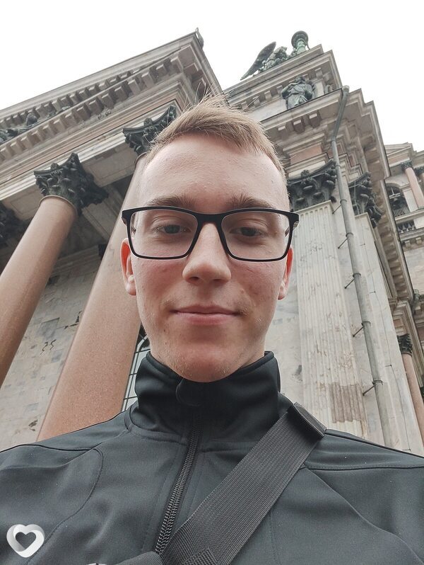 Влад, 21, Орёл — анкета №2574678