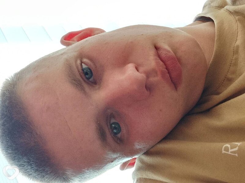 Михаил, 25, Екатеринбурге — анкета №2574770