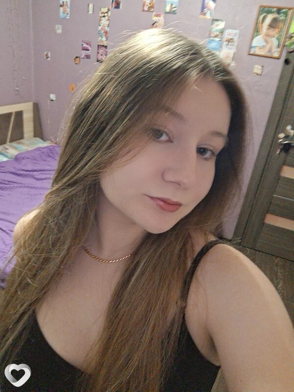 Алиса, 21, Екатеринбурге — анкета №2574944