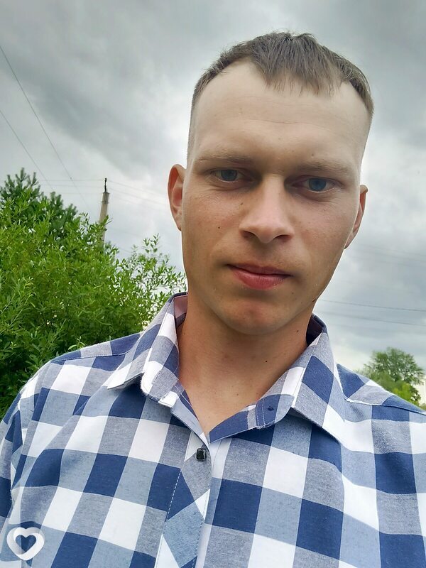 Дмитрий, 28, Ачинске — анкета №2575357