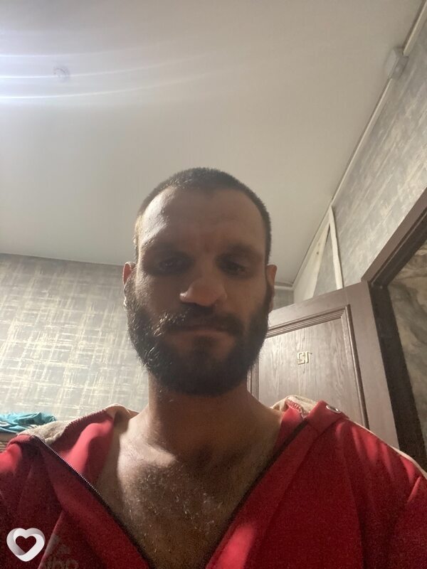 Толян, 28, Москве — анкета №2575110