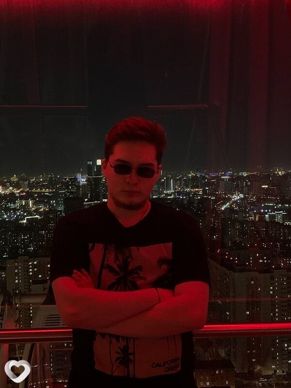 Макс, 23, Москве — анкета №2575288
