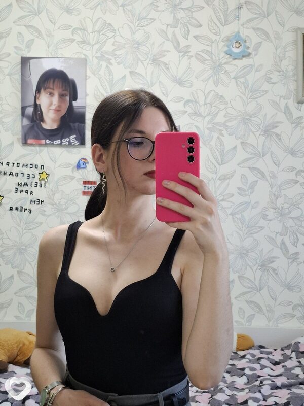 Виктория, 19, Бобруйске — анкета №2575762