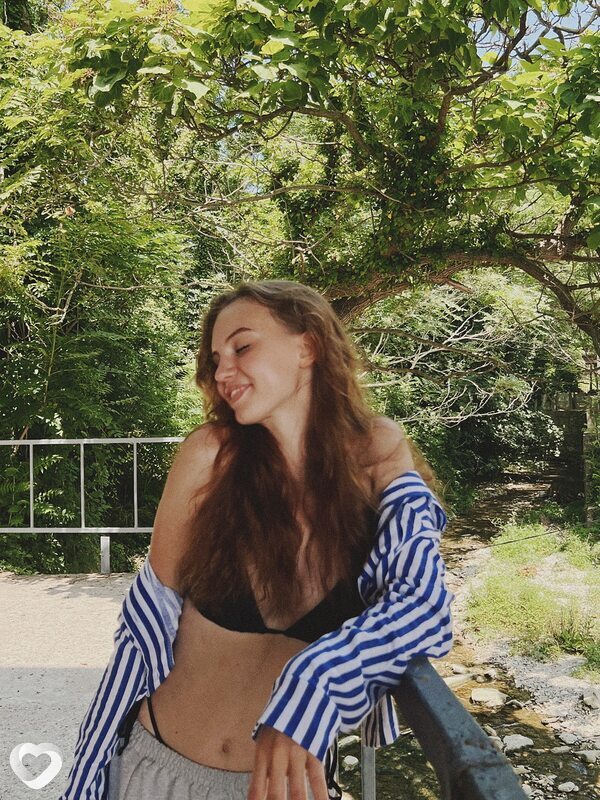 Ксения, 19, Туапсе — анкета №2576121
