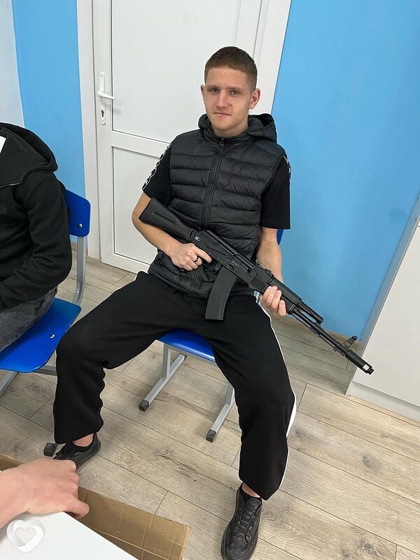 Артём, 21, Ставрополе — анкета №2684638