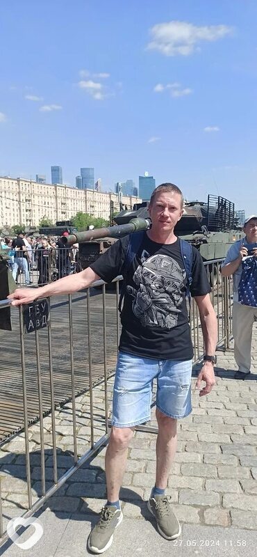 Олег, 48, Москве — анкета №2576757