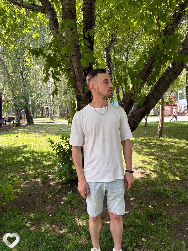 Павел, 27, Богдановиче — анкета №2577149