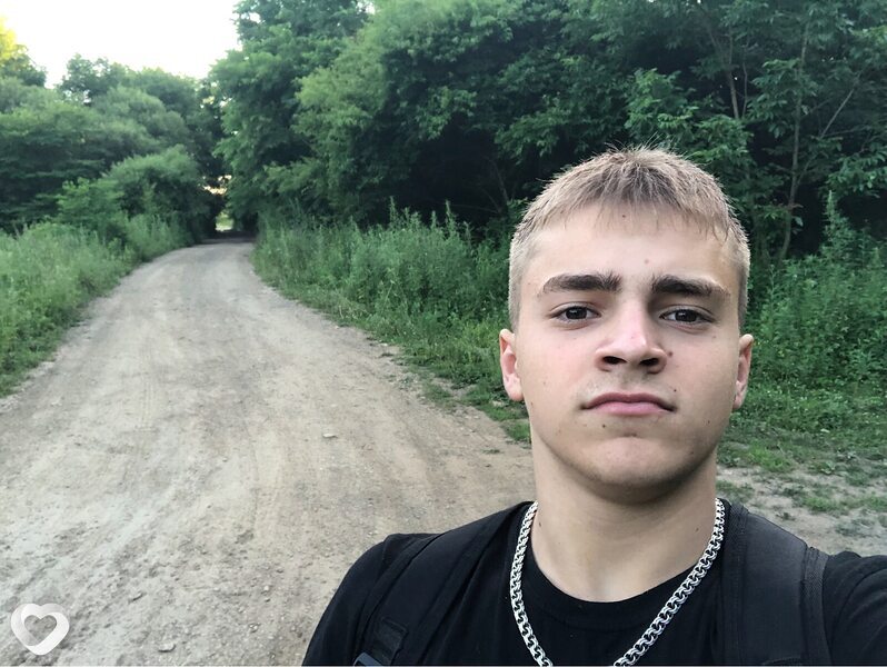 Макар, 19, Артеме — анкета №2577250