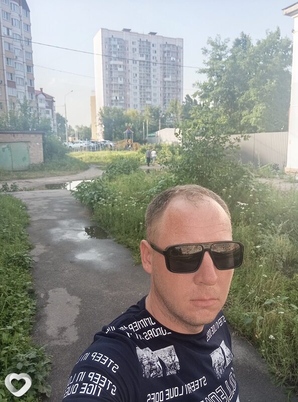 Денис, Старобешево