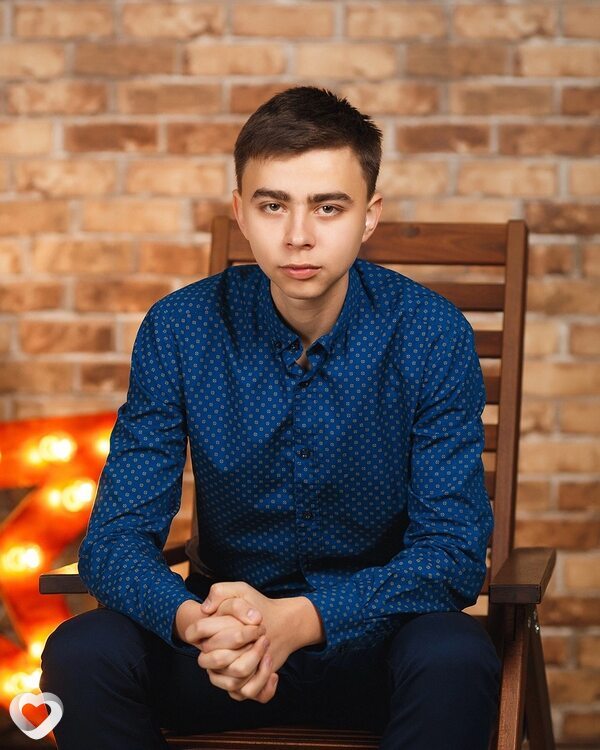 Александр, 27, Отрадном — анкета №2577699