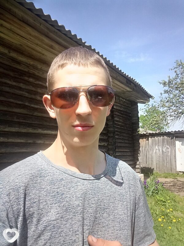Коля, 19, Твери — анкета №2577727
