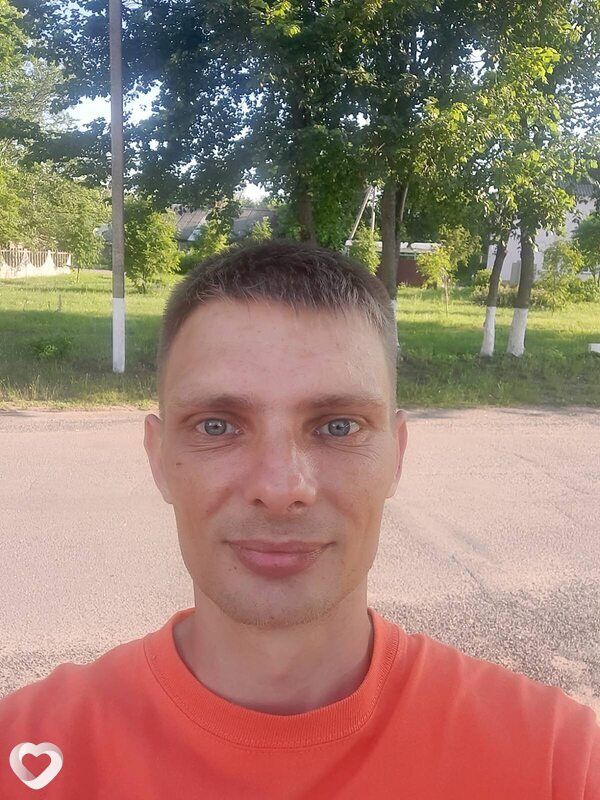 Максим, 39, Бобруйске — анкета №2578103