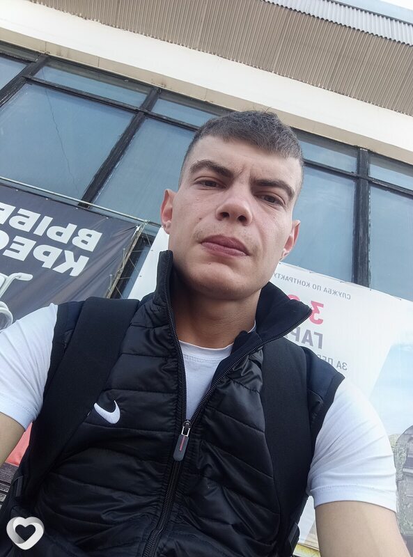 Александр, 27, Абакане — анкета №2578040