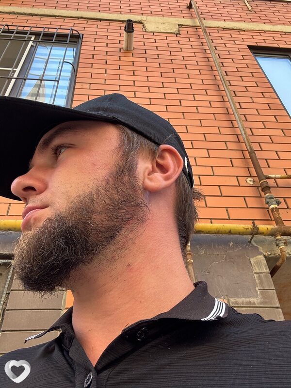 Умар, 26, Москве — анкета №2578321