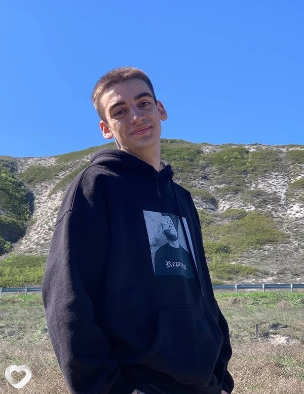 Виталя, 19, Волгограде — анкета №2578822