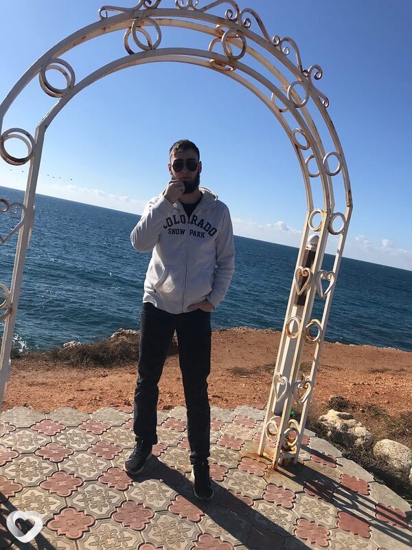 Амир, 27, Москве — анкета №2578880