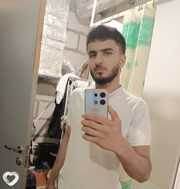Зафар, 20, Москве — анкета №2578904