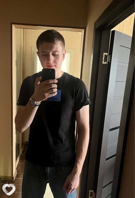 Владимир, 20, Новосибирске — анкета №2579103