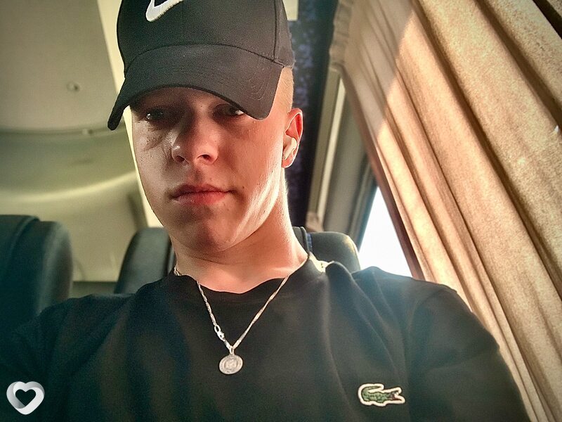 Павел, 19, Зернограде — анкета №2579486