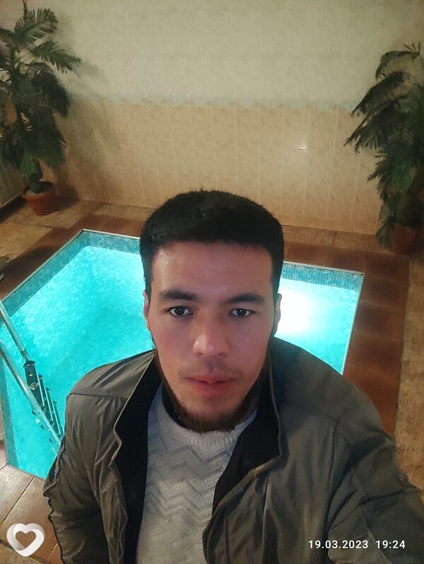 Толик, 31, Улан-Удэ — анкета №2580564