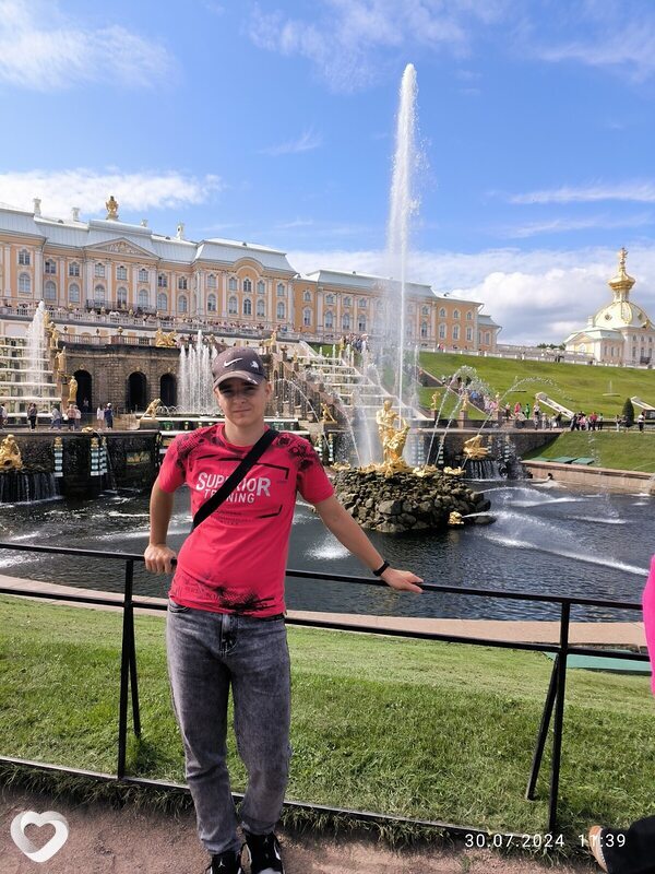 Артем, 19, Барановичах — анкета №2579921