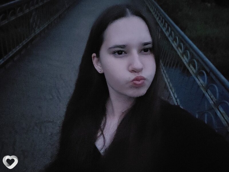 Карина, 19, Кинешме — анкета №2580409