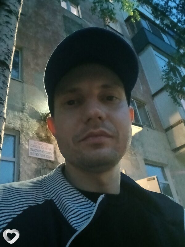 Алексей, 30, Нижневартовске — анкета №2580220