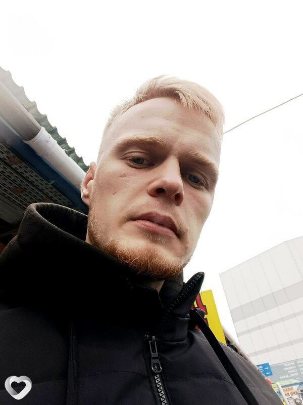 Иван, 23, Москве — анкета №2579972