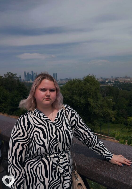 Алина, 21, Орёл — анкета №2581449