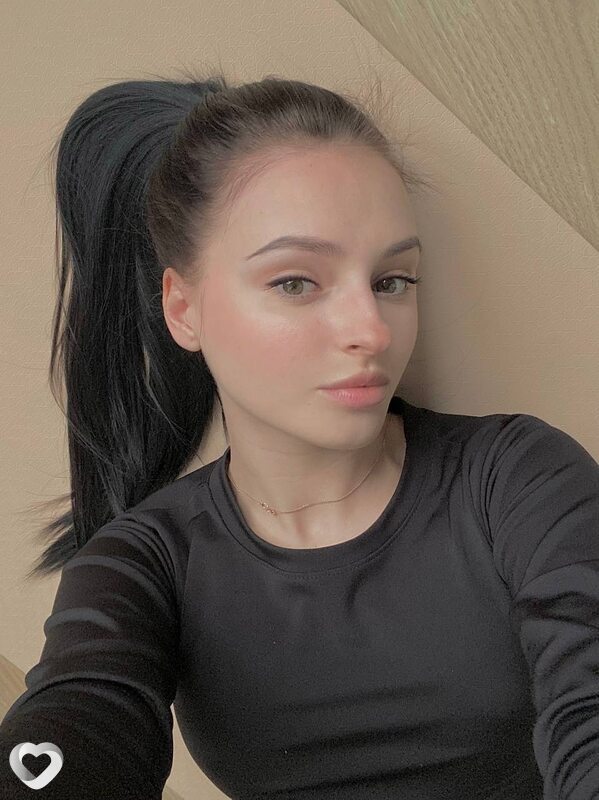 Юля, 27, Москве — анкета №2581134