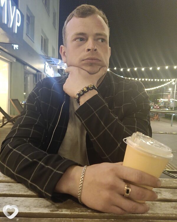Влад, 26, Альметьевске — анкета №2581424