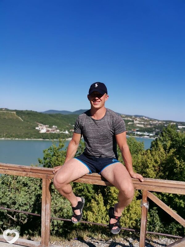 Виктор, 31, Донецке — анкета №2582000