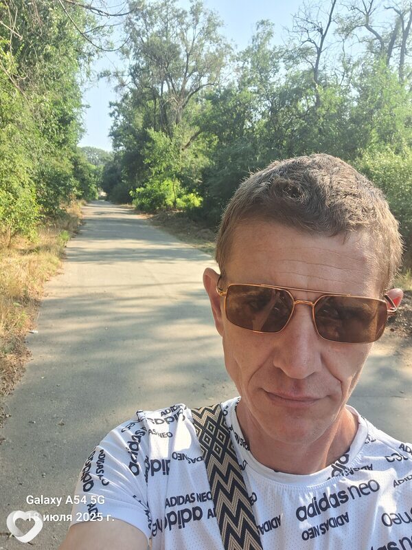 Владимир, 39, Краснодаре — анкета №2582321