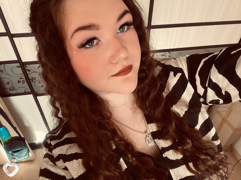 Юлия, 19, Ярославле — анкета №2582451
