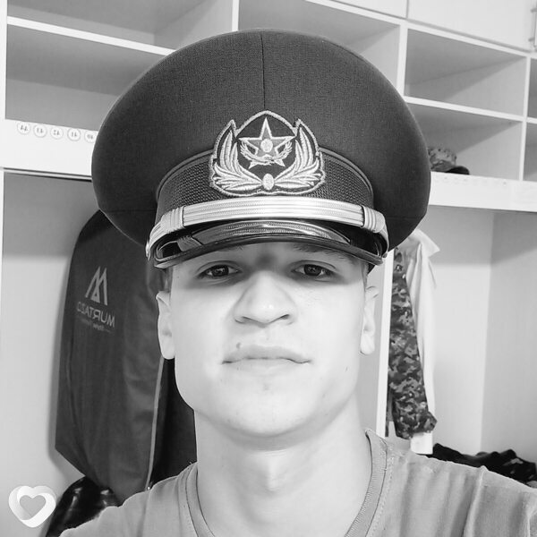 Влад, 21, Актау — анкета №2582813