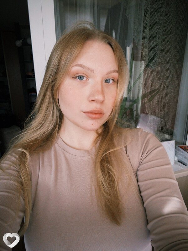 Анастасия, 21, Череповце — анкета №2583041